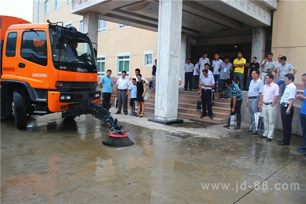 點(diǎn)擊打開原圖