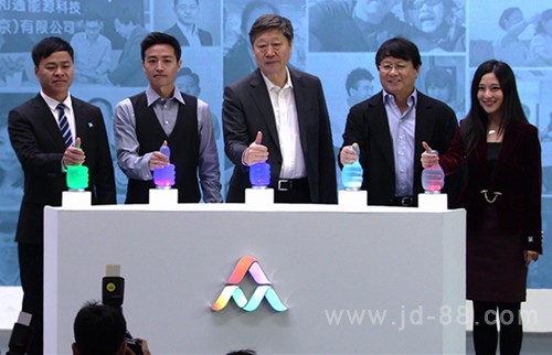 王子彬雙創周主場啟動儀式成為總理的座上賓-機電網