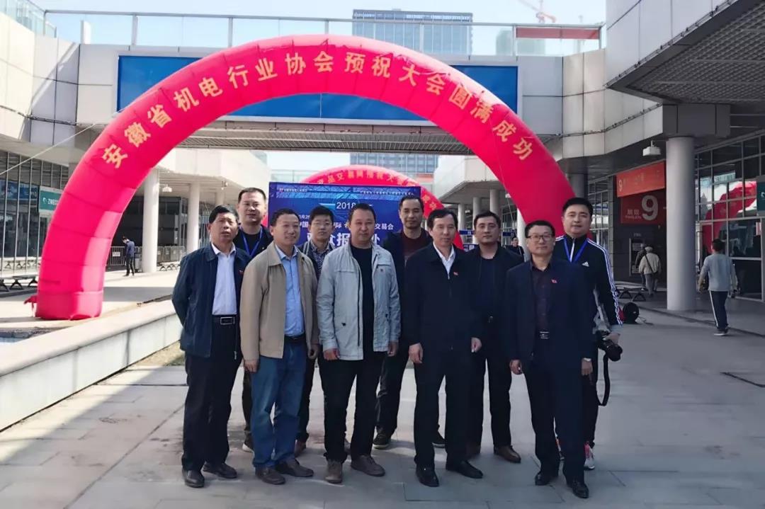 1540948471244661.jpg 1540948471244661.jpg