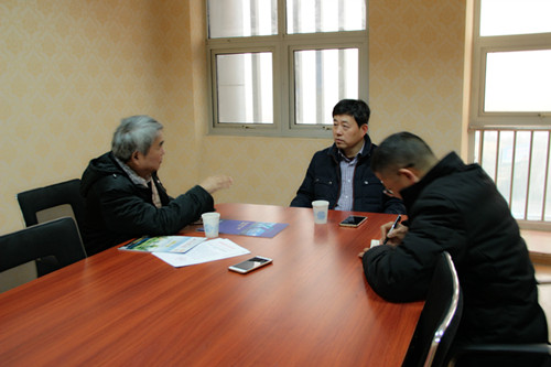 譚建林院士與潘孝林會長交流2_副本.jpg