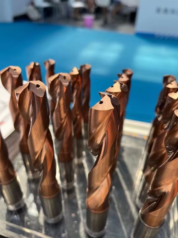 1682388117180493.jpg fc32d26f-f67d-4632-a868-f4cb2b1bd1eb.jpg